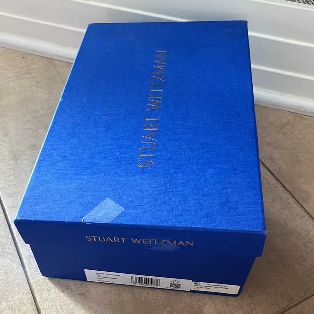 Stuart Weitzman - Picture 8 of 8